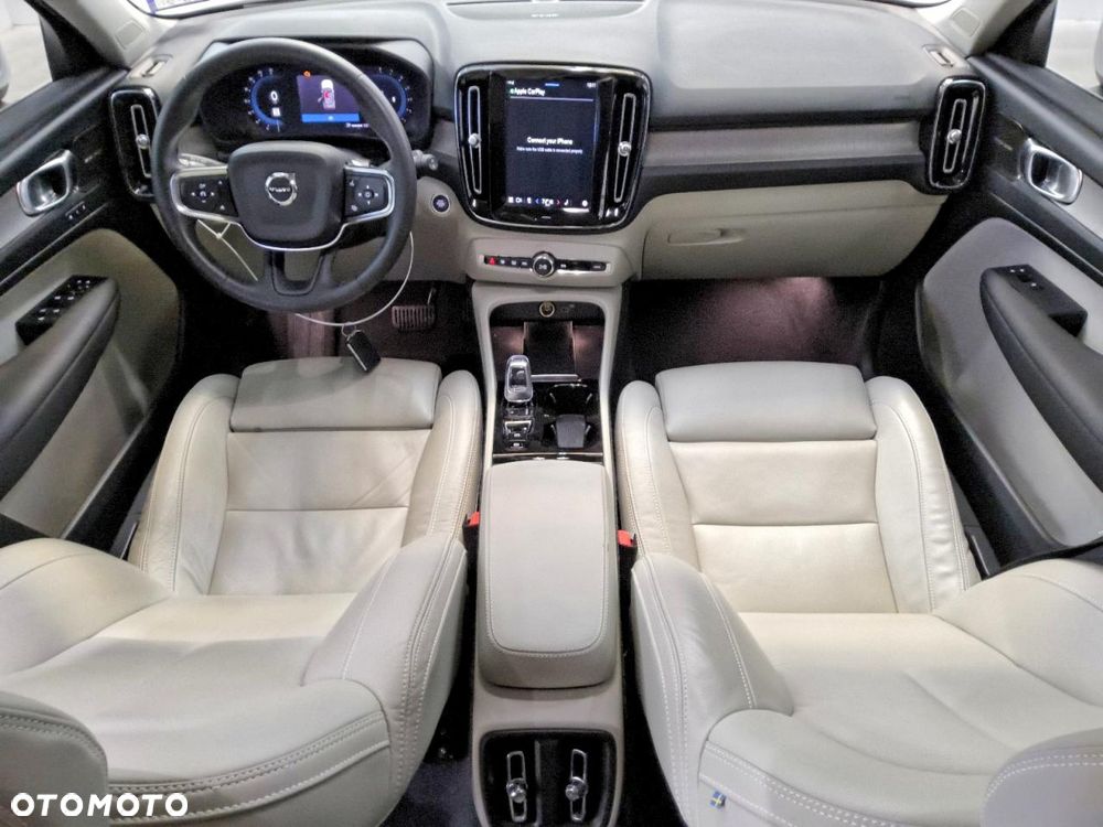 Volvo XC 40 - 8