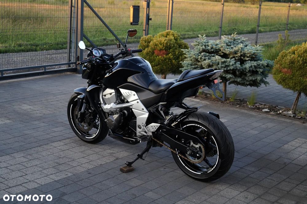 Kawasaki Z - 8
