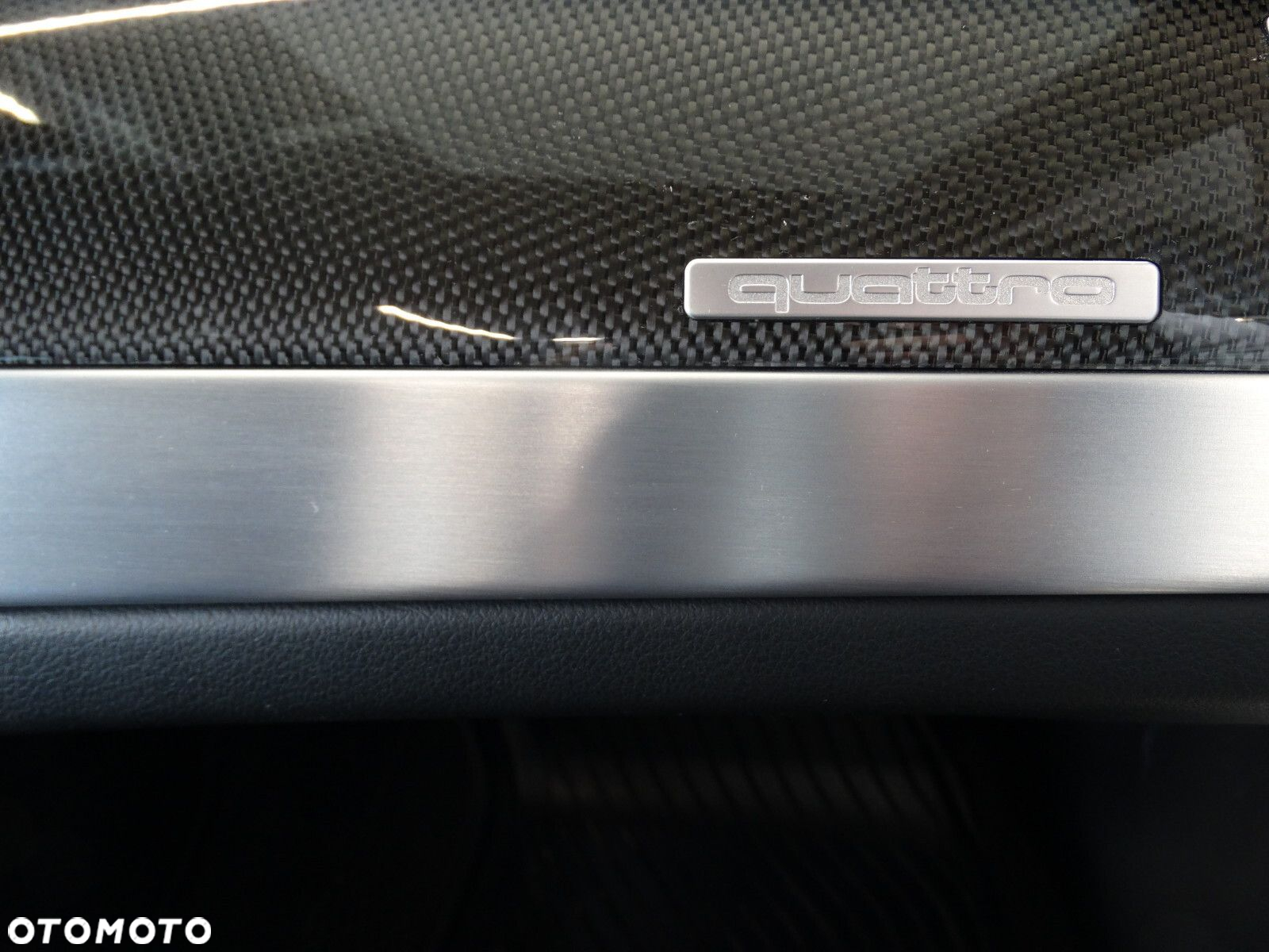 Audi S8 - 26
