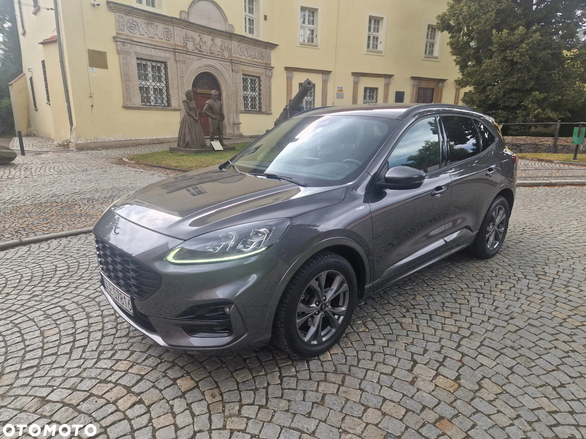 Ford Kuga - 6