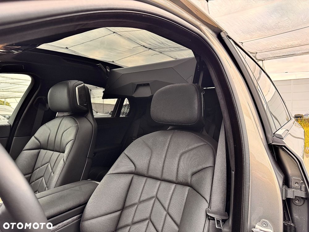 BMW Seria 7 ver-740d-xdrive-mhev-m-sport-sport - 23