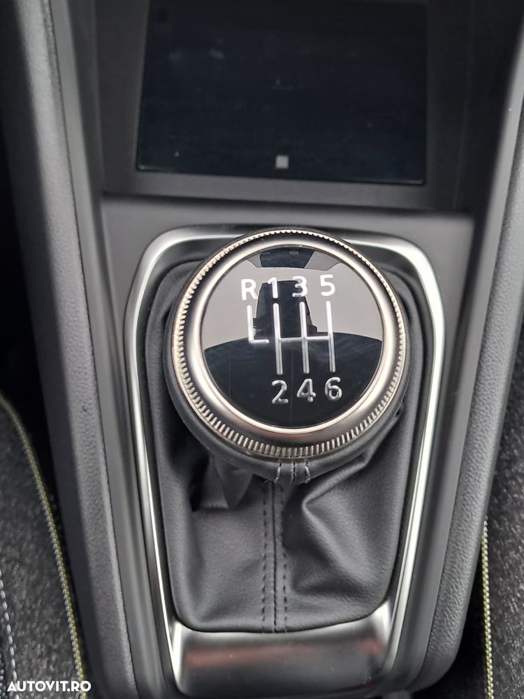 Renault Captur TCe 100 Techno - 16