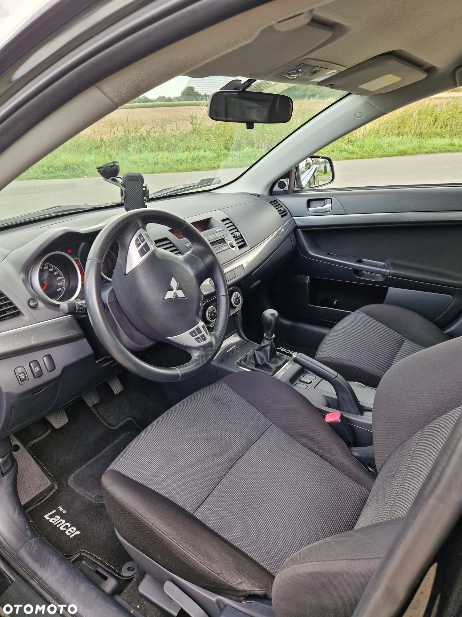 Mitsubishi Lancer - 11