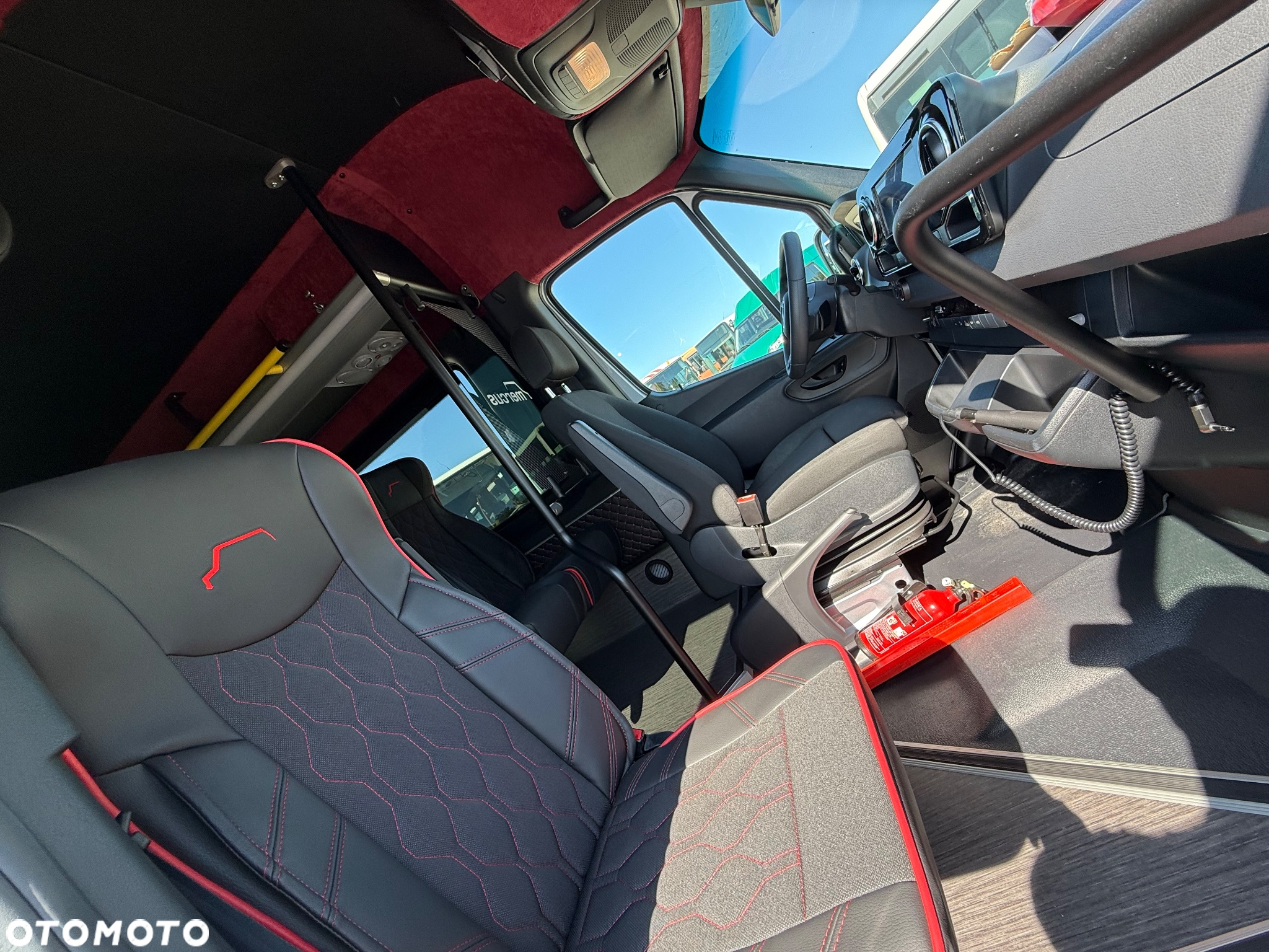 Mercedes-Benz Sprinter 519 - 14