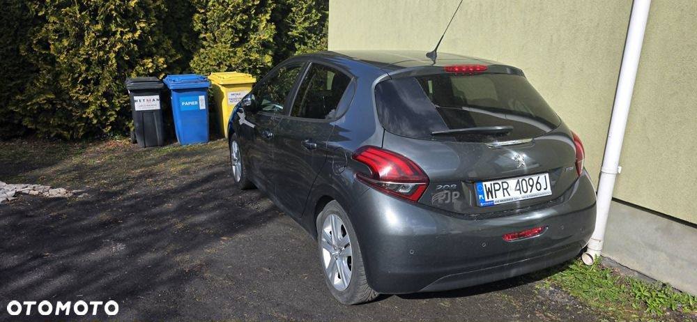 Peugeot 208 1.2 PureTech Active - 5