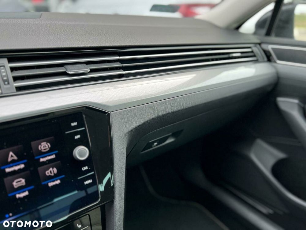 Volkswagen Passat 2.0 TDI EVO Business DSG - 12