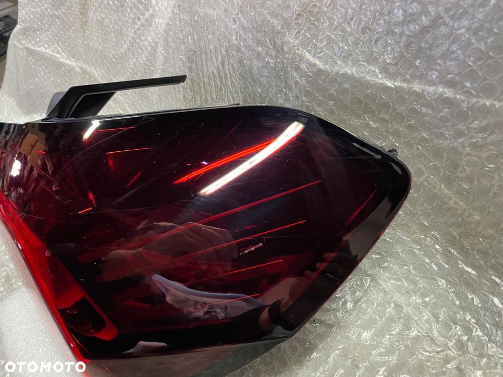 LAMPA TYŁ PRAWA OPEL CORSA F LED 90194153 39162664 9829317280 - 8
