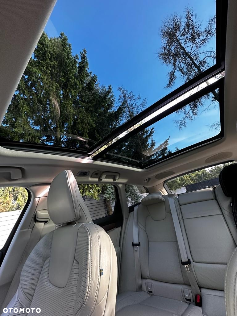 Volvo V90 Cross Country - 2