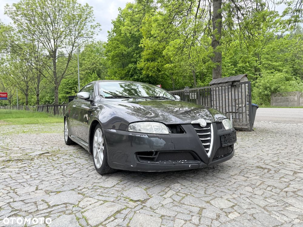 Alfa Romeo GT 1.8TS Impression - 4