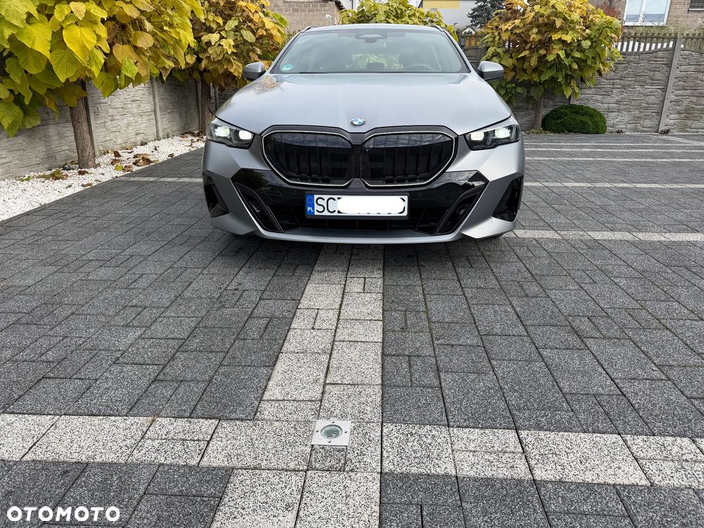 BMW 5 Series 2025 photo 4