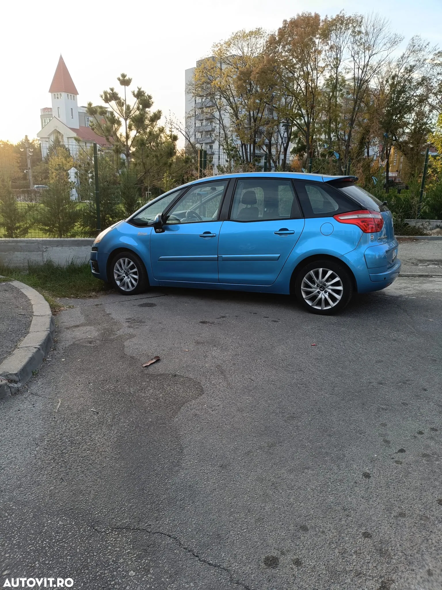 Citroën C4 Picasso 1.6 HDI Senso Drive SX - 9