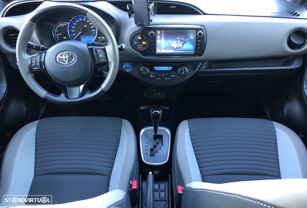 Toyota Yaris 1.5 HSD Comfort - 28