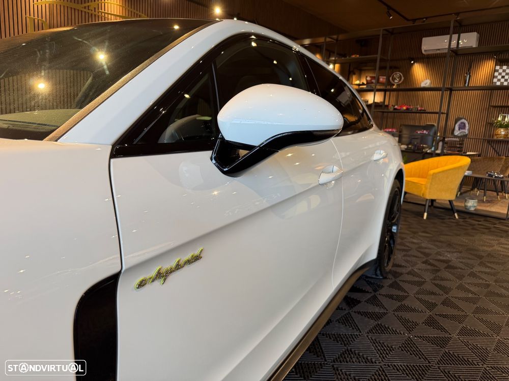 Porsche Panamera Sport Turismo 4 E-Hybrid Platinum Edition - 12