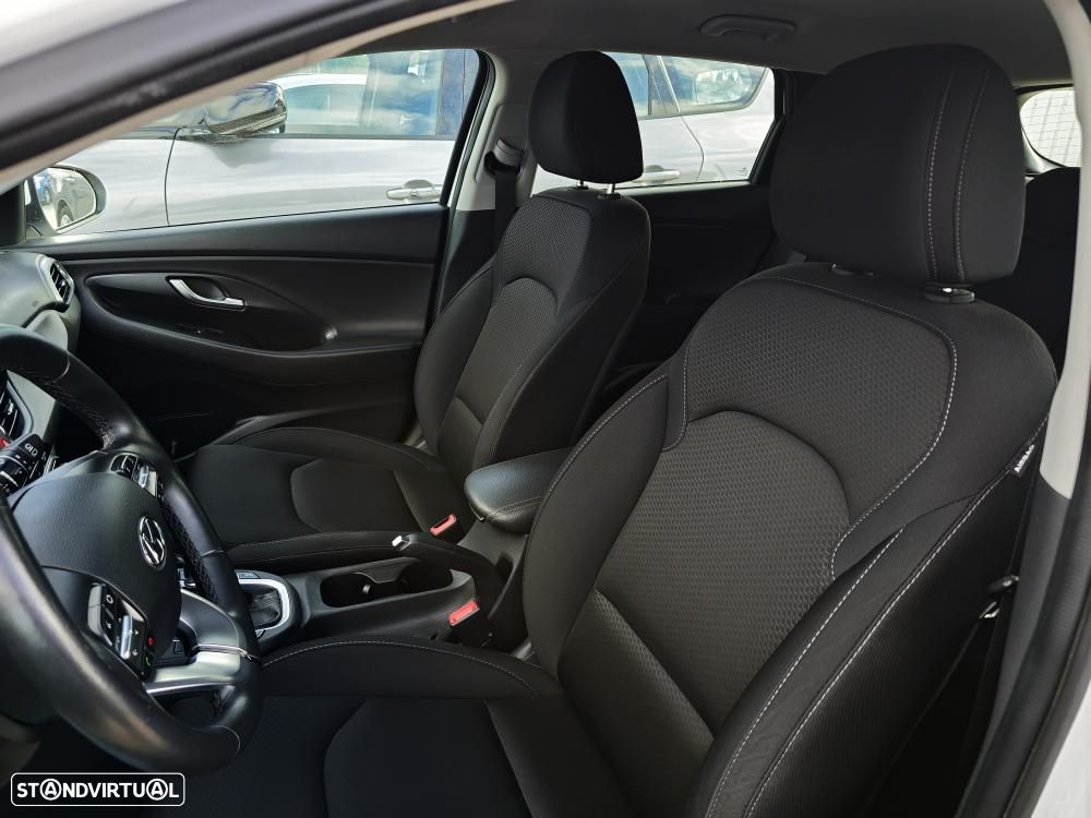 Hyundai i30 1.6 CRDI STyle - 8