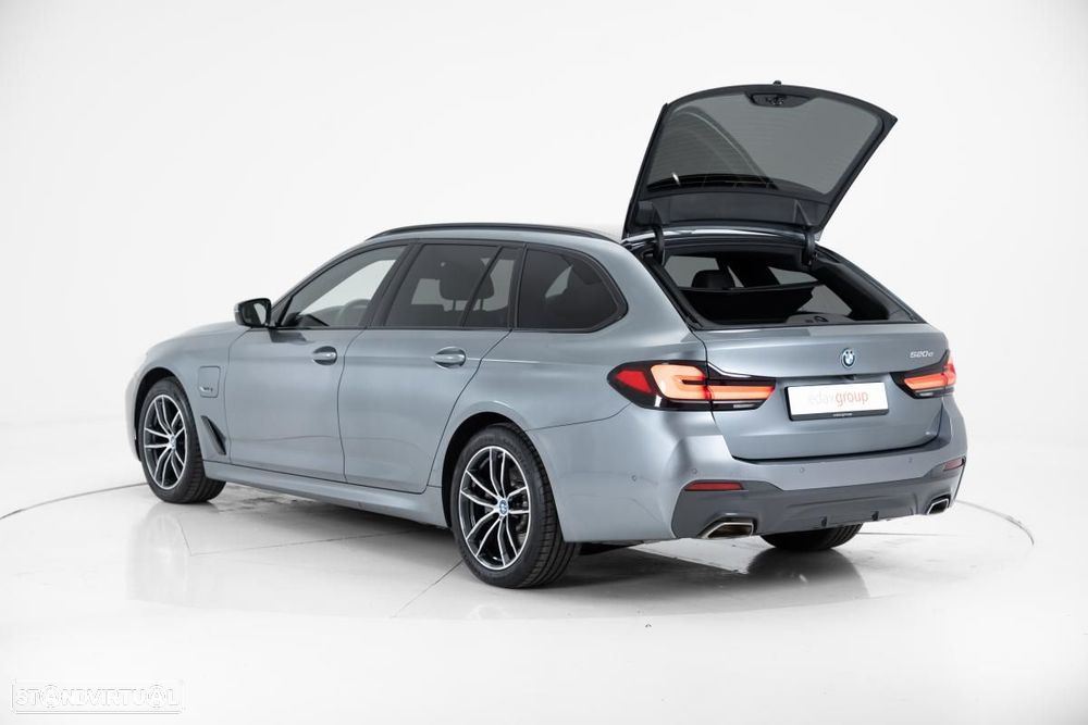 BMW 520 i Pack Desportivo M - 6