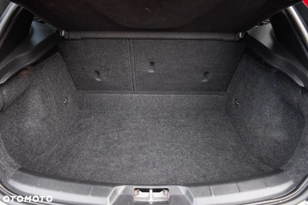 Volvo V40 D2 Drive-E Summum - 28