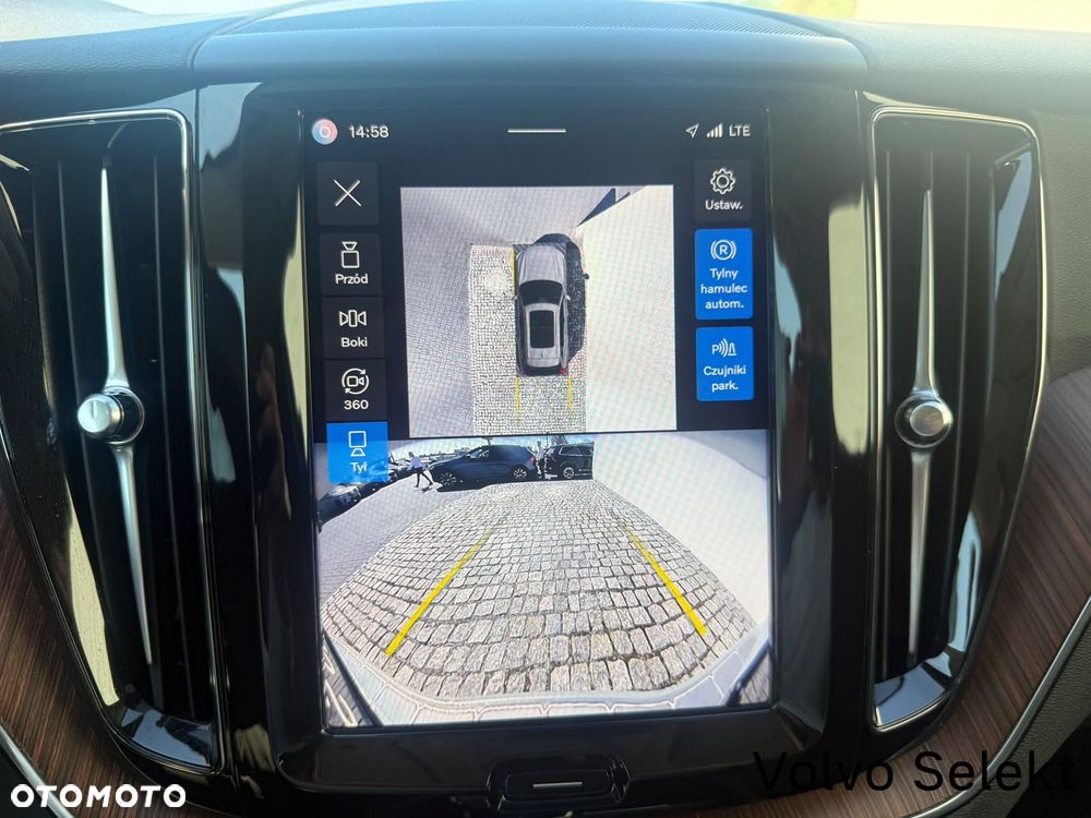 Volvo XC 60 - 22