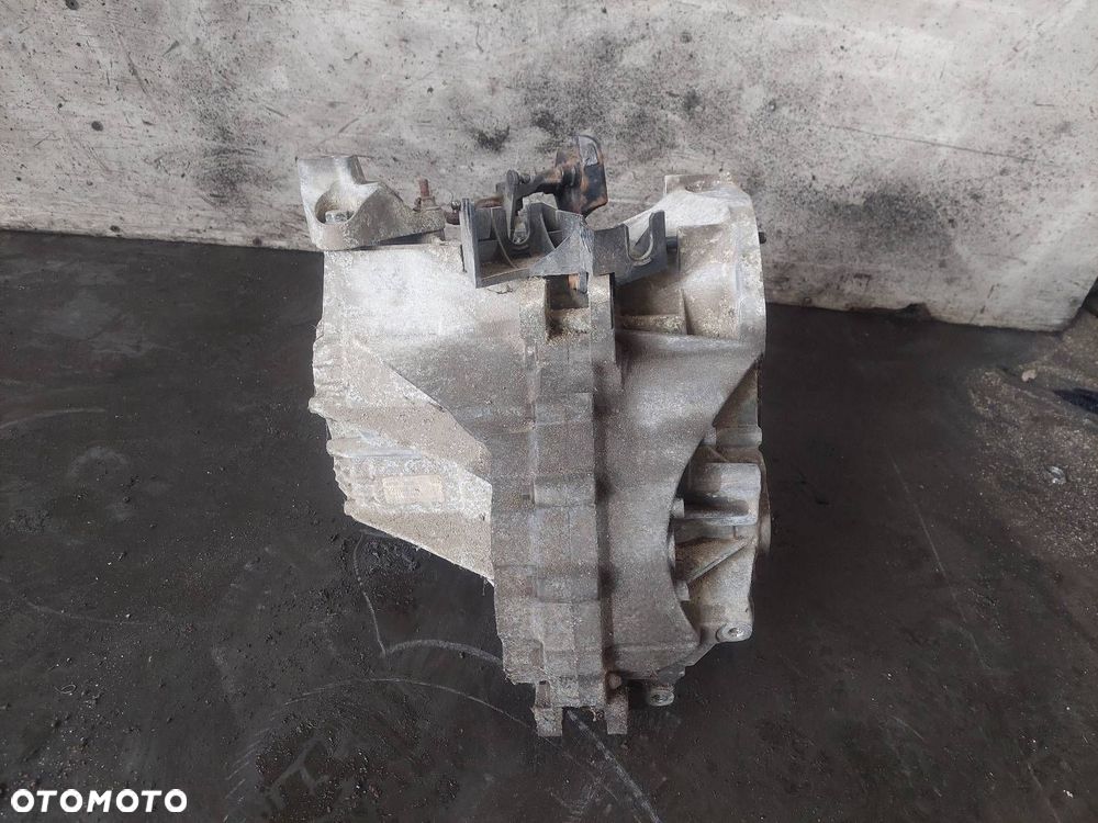 SKRZYNIA BIEGÓW VOLVO V50 I S40 II 2.0 D MANUAL 6 BIEGÓW 4M5R-7002-CE - 2