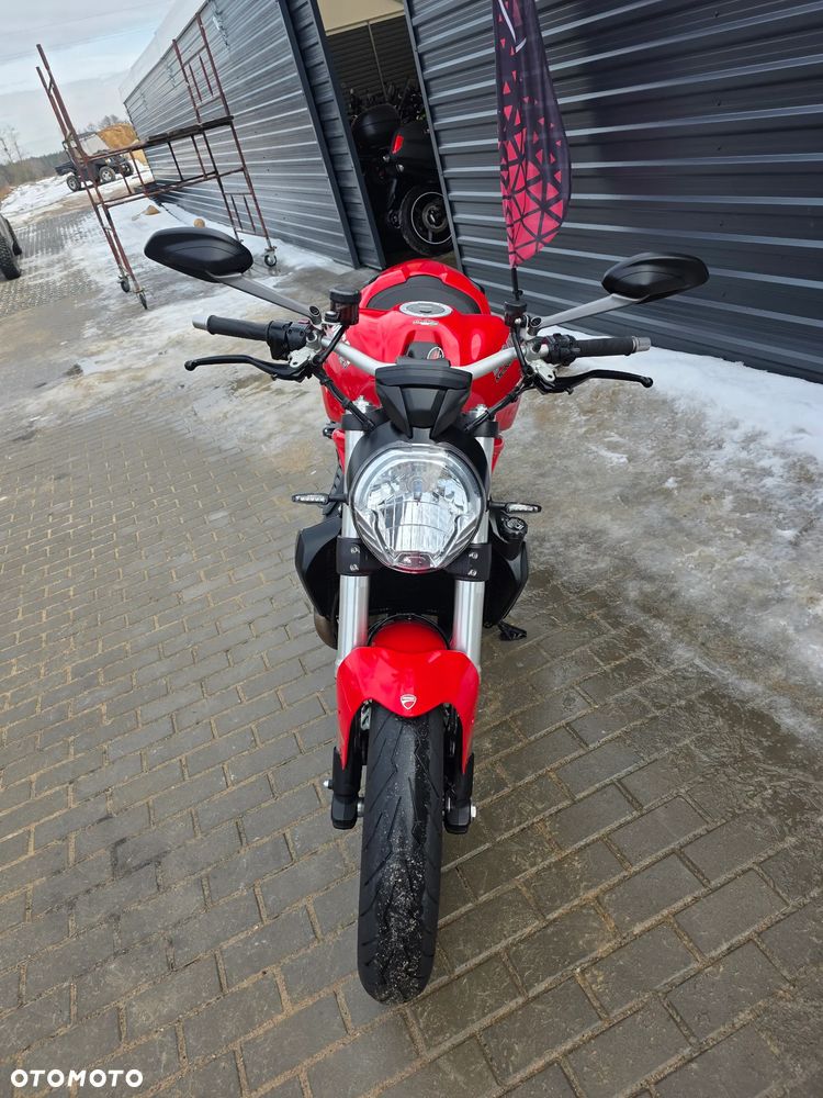 Ducati Monster - 27