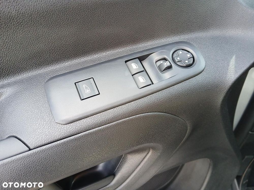 Toyota PROACE CITY - 23