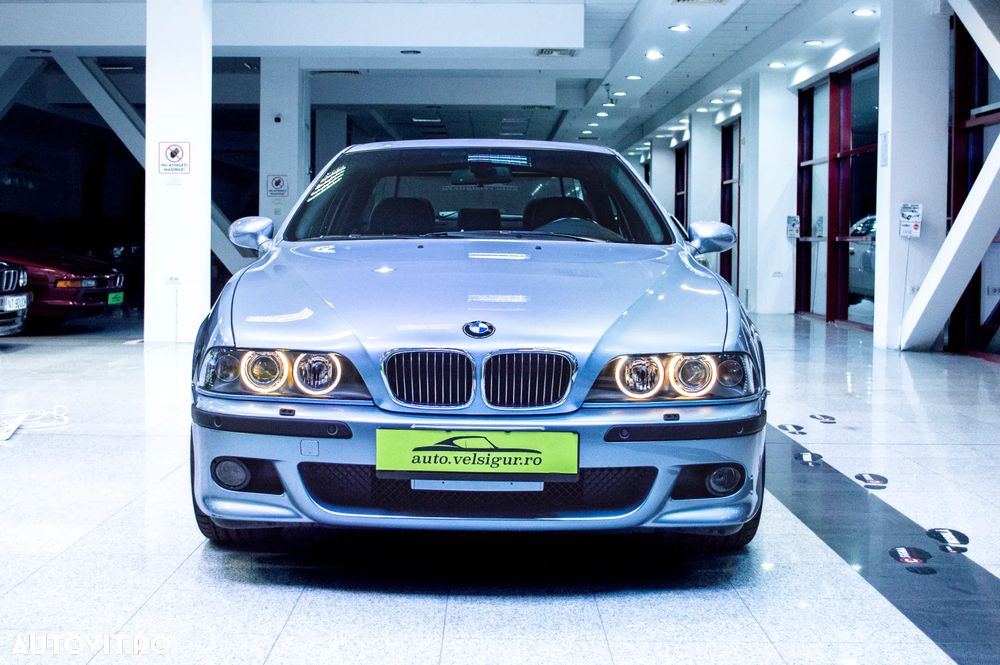 BMW M5
