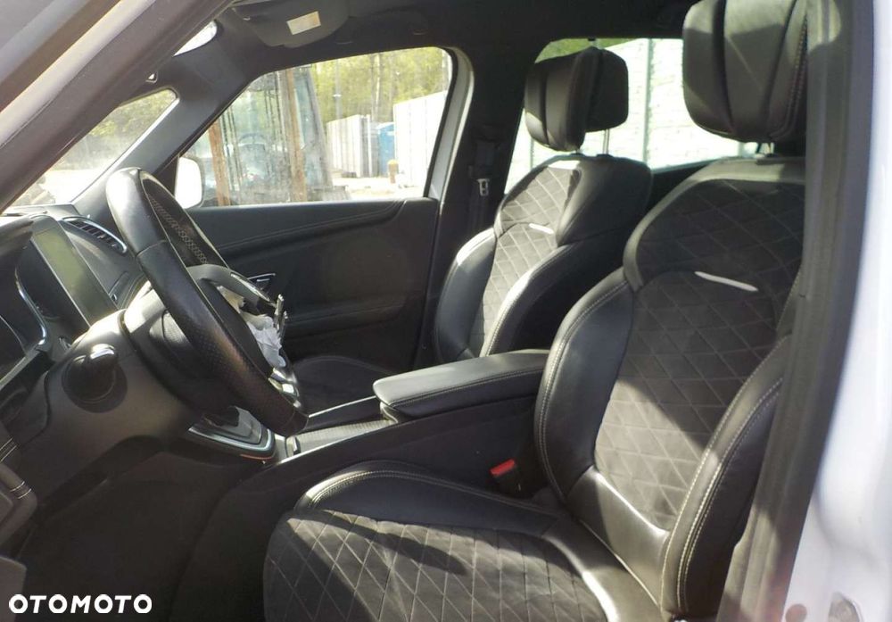 Renault Grand Scenic - 23