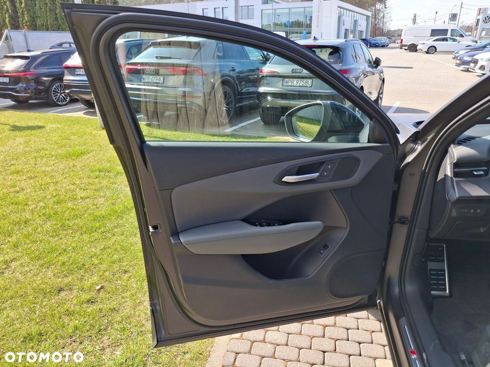 Audi Q3 Sportback - 14