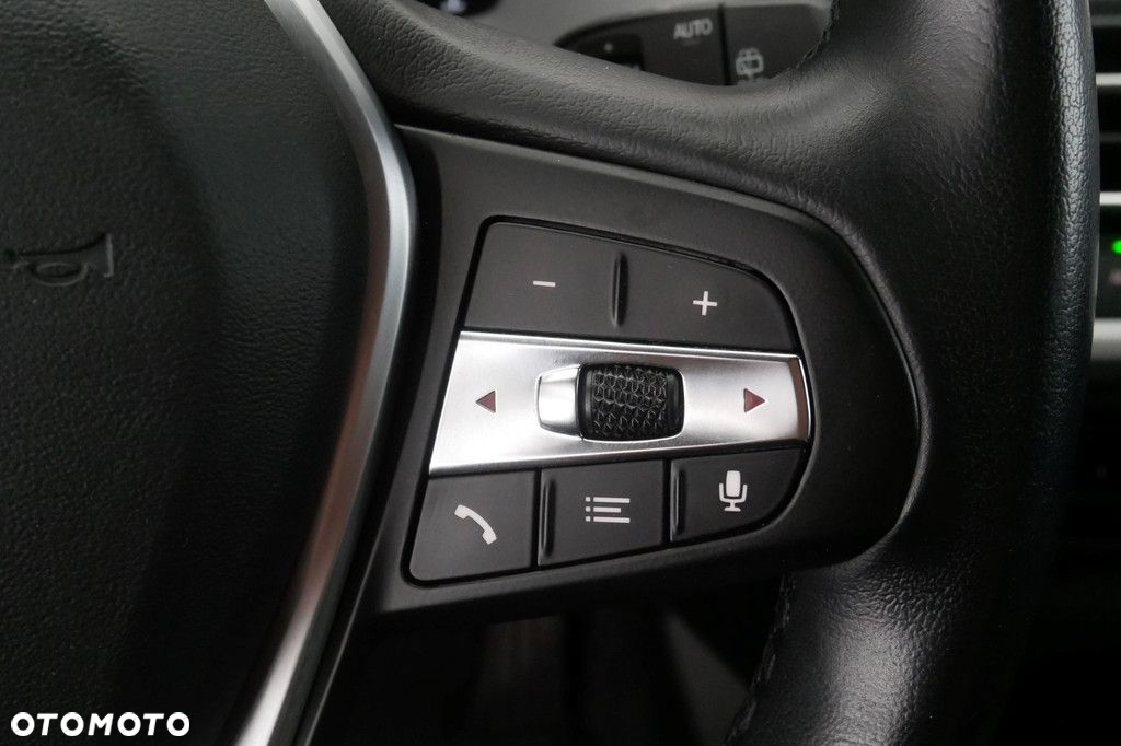 BMW Seria 1 - 24