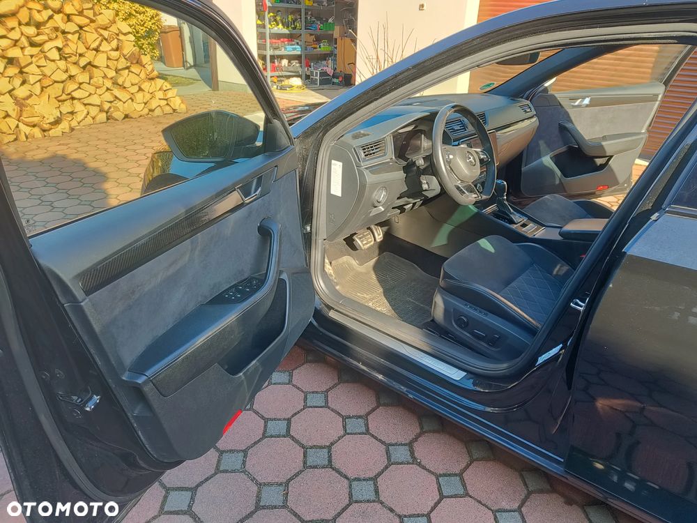 Skoda Superb 1.4 TSI Plug-In Hybrid Sportline DSG - 17