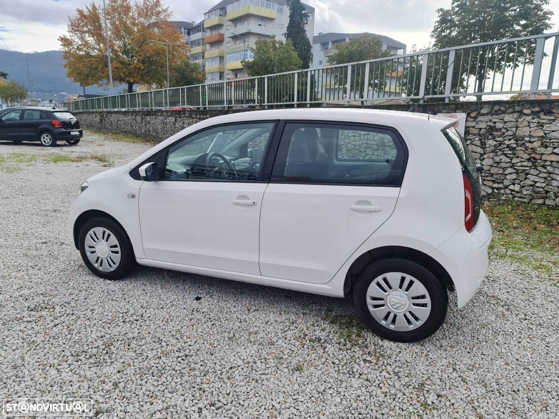 VW Up! move - 5