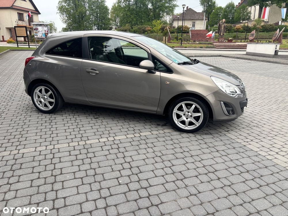 Opel Corsa 1.4 16V Satellite - 7
