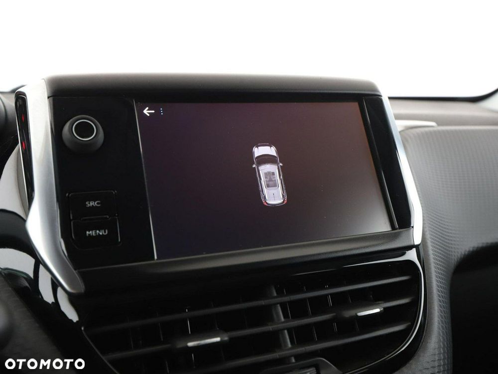 Peugeot 2008 1.6 BlueHDi Style - 24
