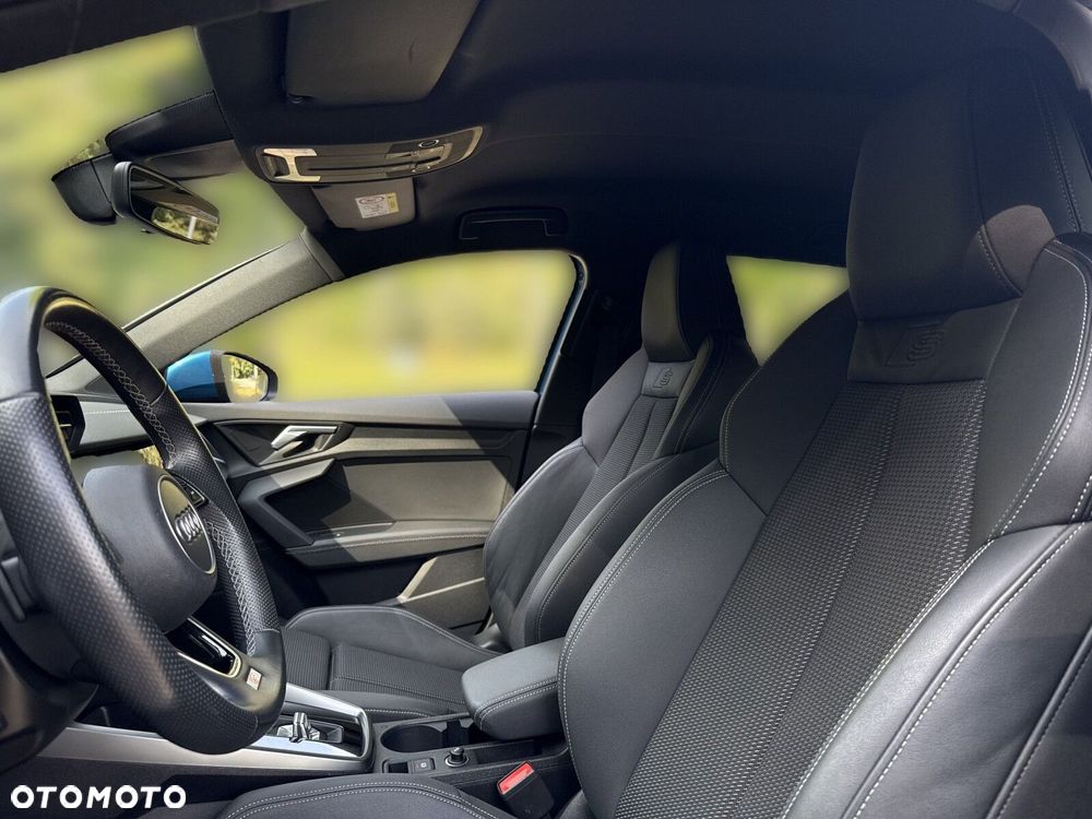 Audi A3 Sportback - 13