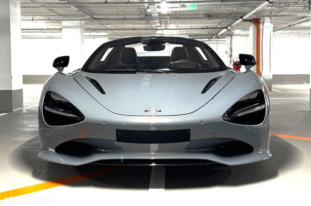 McLaren 750S Spider - 9