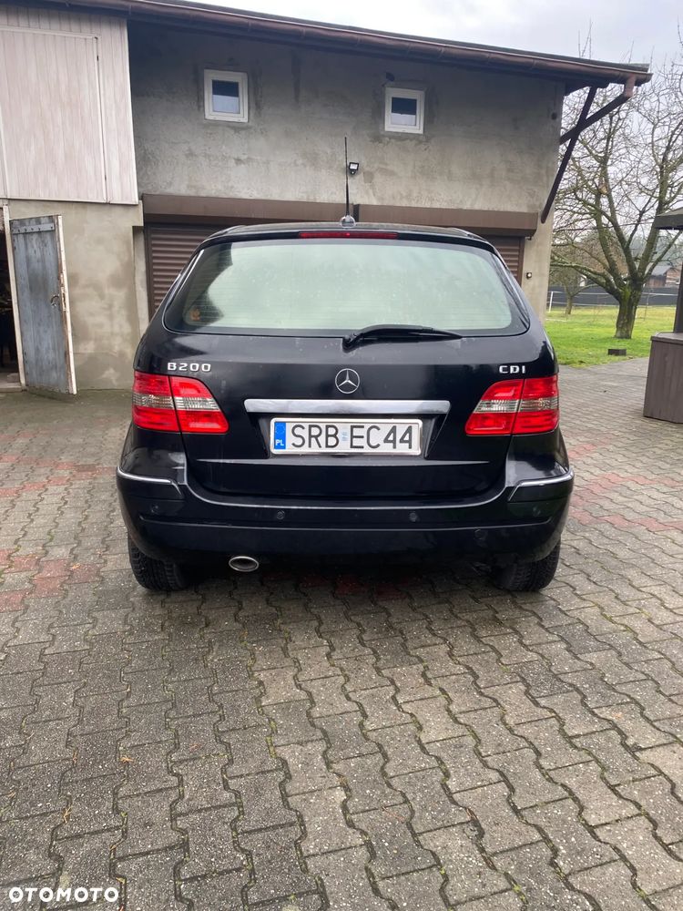 Mercedes-Benz Klasa B 200 CDI Autotronic - 4