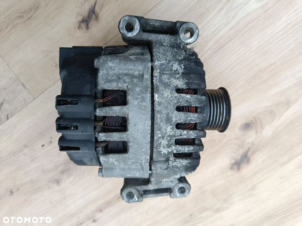 MERCEDES W204 W207 W212 2.2 CDI OM 651 ALTERNATOR A0009067900 - 7