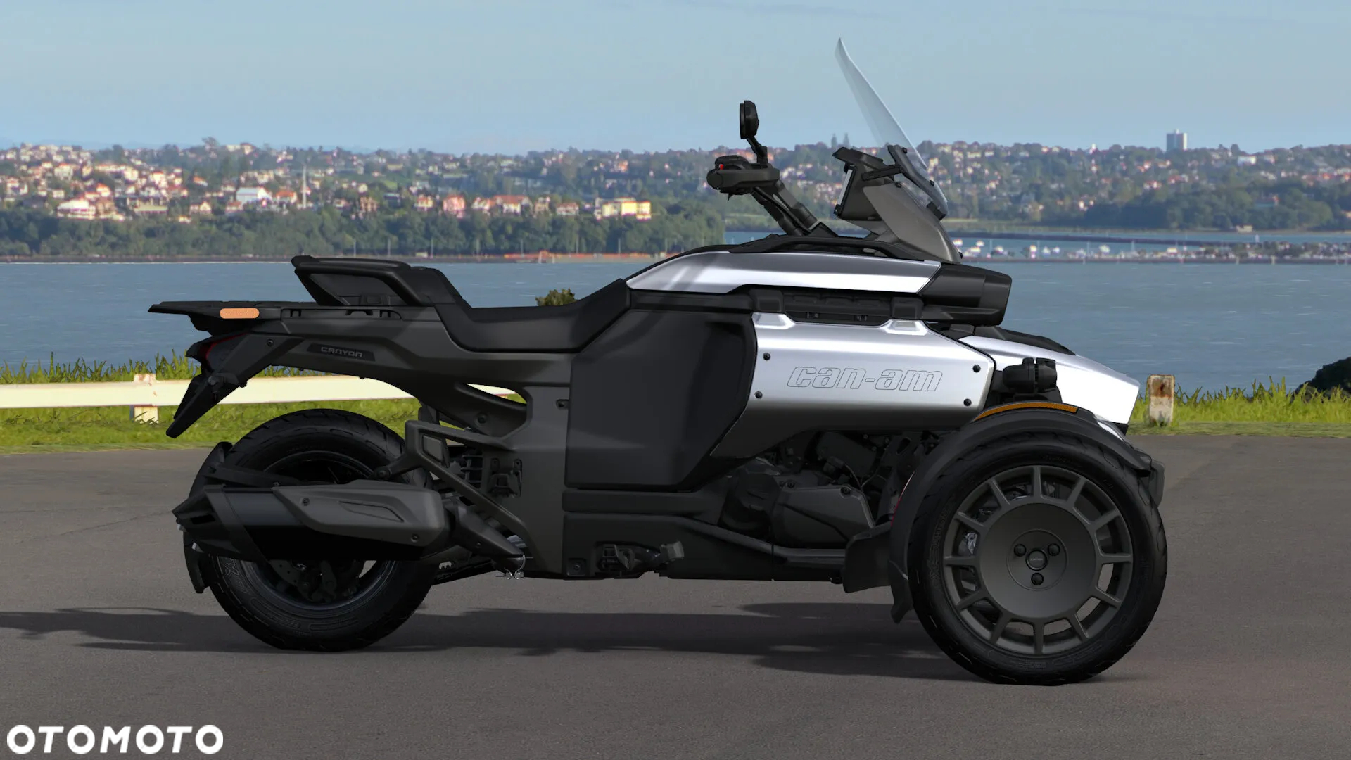 Can-Am Inny - 6
