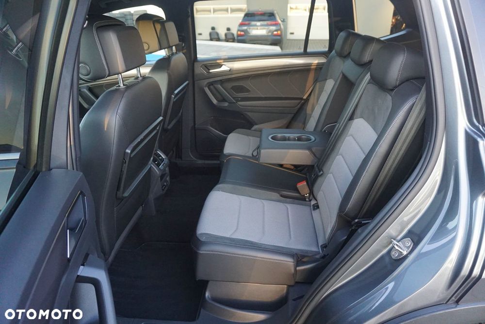 Volkswagen Tiguan Allspace 2.0 TDI SCR Life - 18