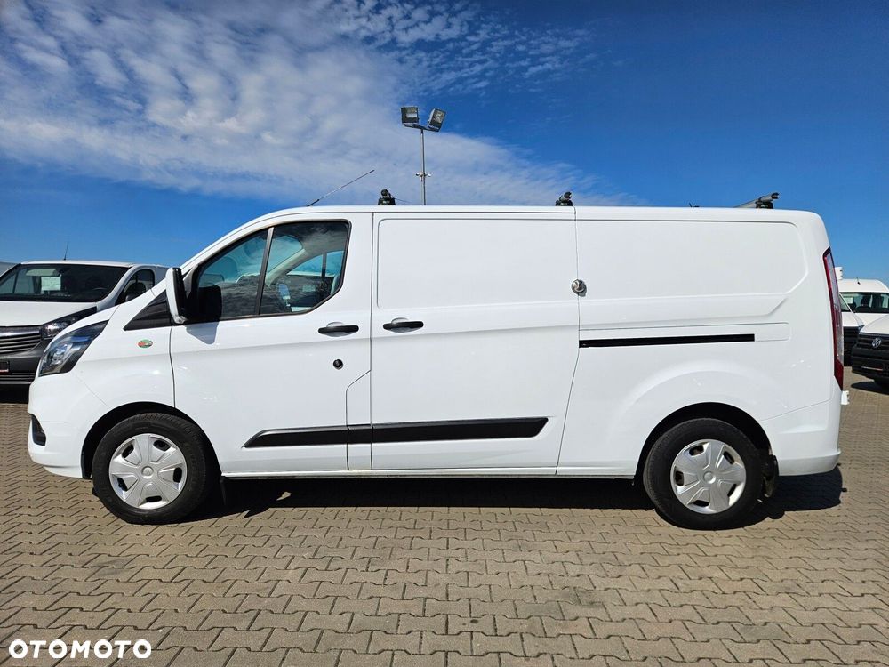 Ford transit-custom L2H1 *69900zł NETTO* Zabudowa warsztatowa 2.0TdCi/170KM - 10