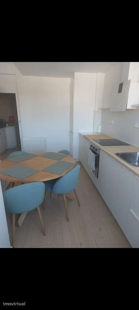 Luminoso apartamento com um quarto de casal e um escritório - Grande imagem: 5/8