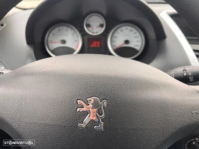 Peugeot 206+ 1.1 Urban - 9