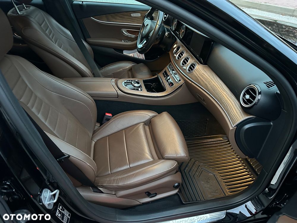 Mercedes-Benz Klasa E 220 d Business Edition 9G-TRONIC - 13