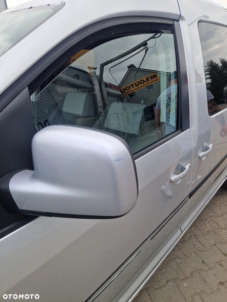 Volkswagen Caddy Maxi Trendline BMT - 25