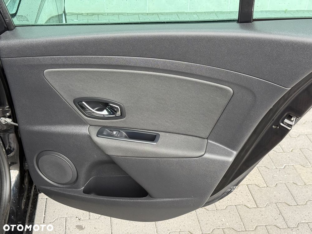 Renault Megane 1.5 dCi Energy Limited EU6 - 24