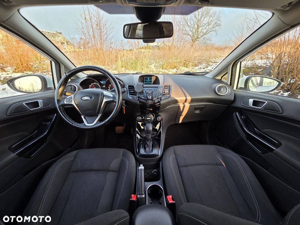 Ford Fiesta 1.0 EcoBoost Powershift Individual - 24