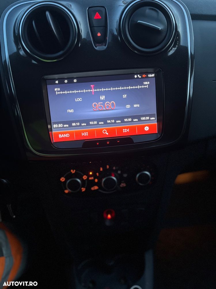 Dacia Logan 0.9 TCe 90 CP GPL Laureate - 24