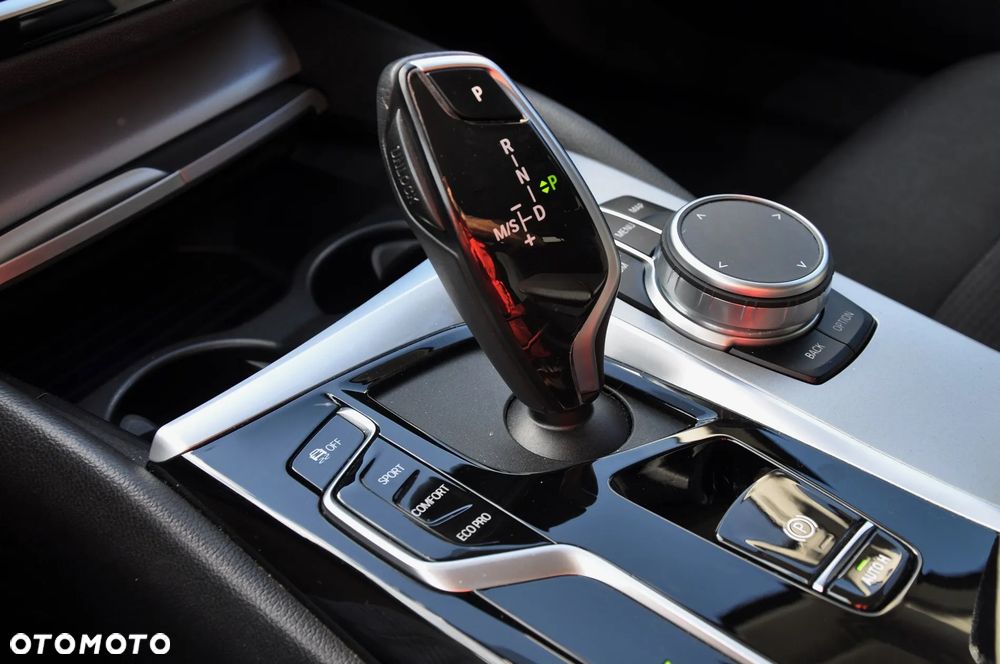 BMW Seria 5 520d mHEV Business Edition - 13