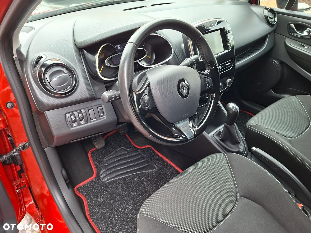 Renault Clio TCe 90 Luxe - 12