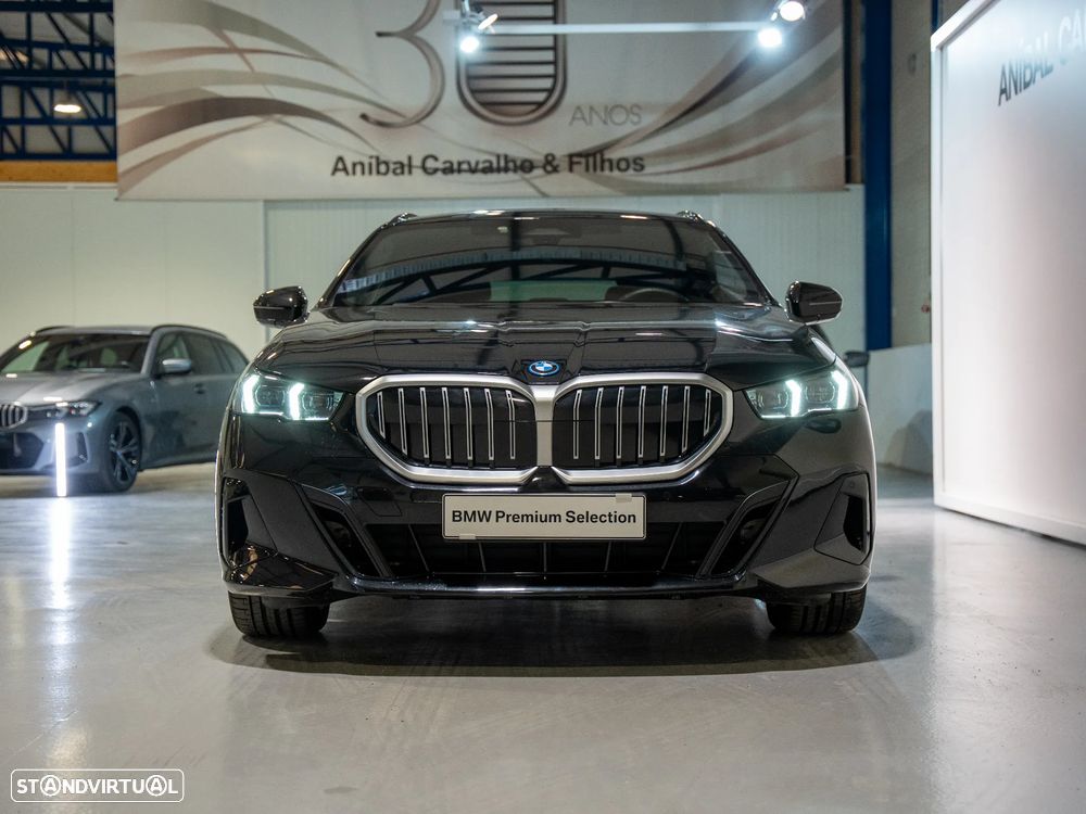 BMW 530 e Pack Desportivo M - 28