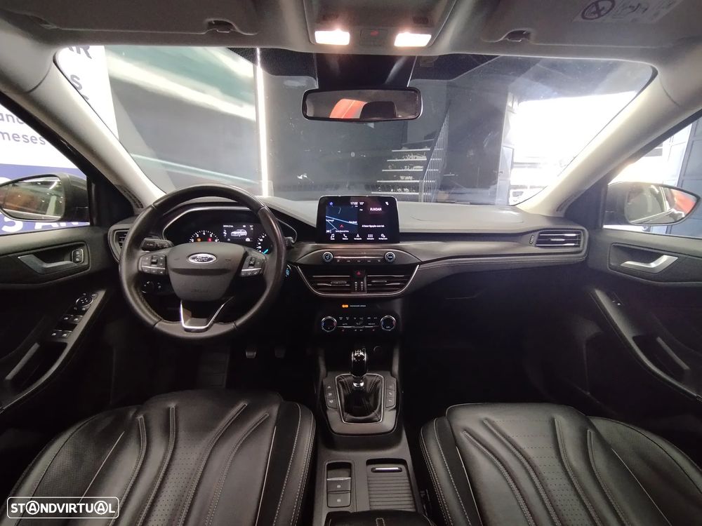 Ford Focus SW 1.0 EcoBoost Vignale - 17